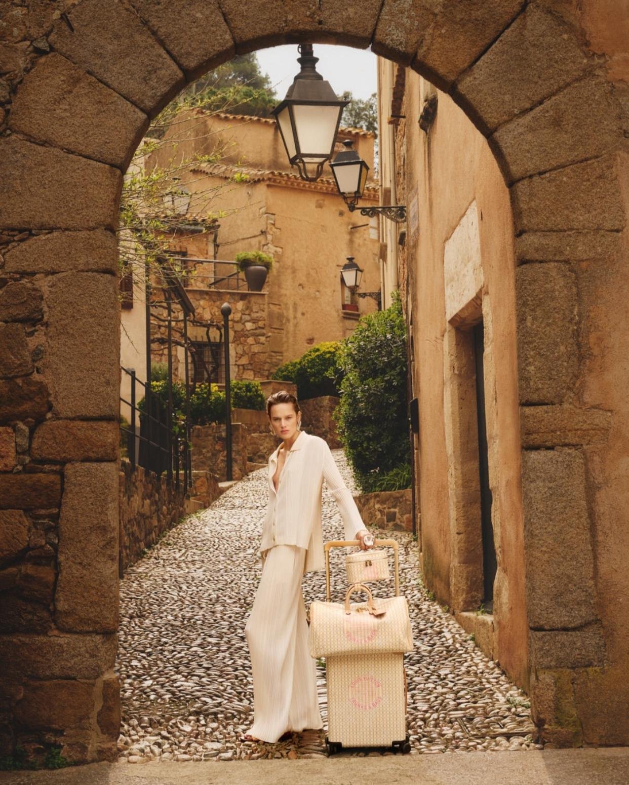 Photo : © Louis Vuitton · Visuel officiel · Instagram @louisvuitton · Sélection éditoriale Gloss City